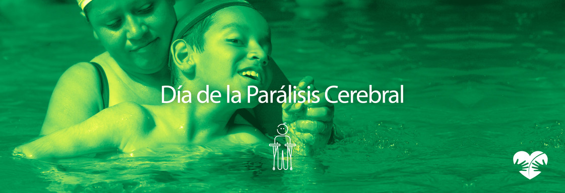 Imagen con todo en filtro verde de un niño y su mamá en taque de hidroterapia y encima el texto Día de la Parálisis Cerebral